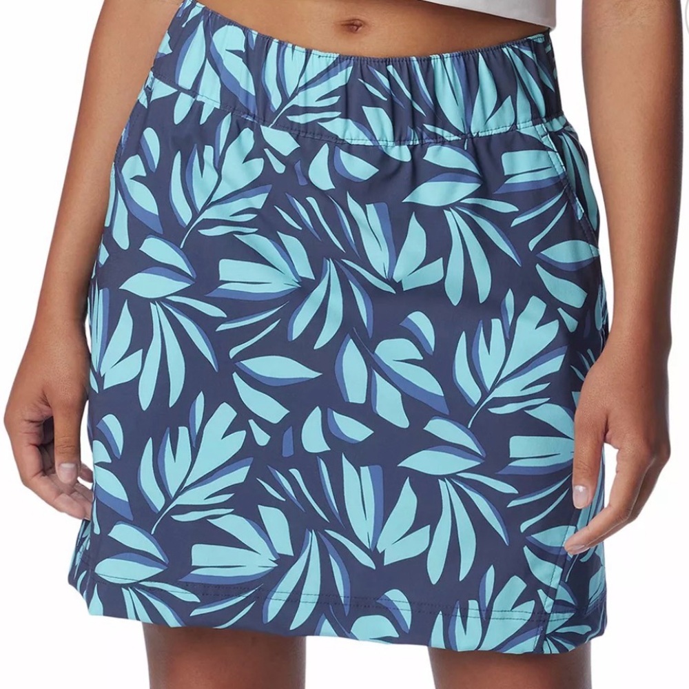 Women's Columbia Bogota Bay Floral Print Skort size Large new with tags